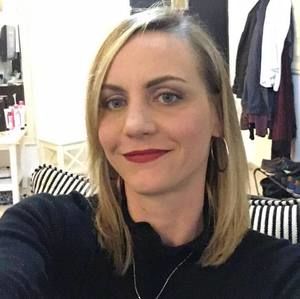 Meet your Posher, Brooke